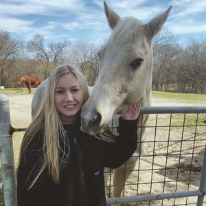 Meet your Posher, Sophie